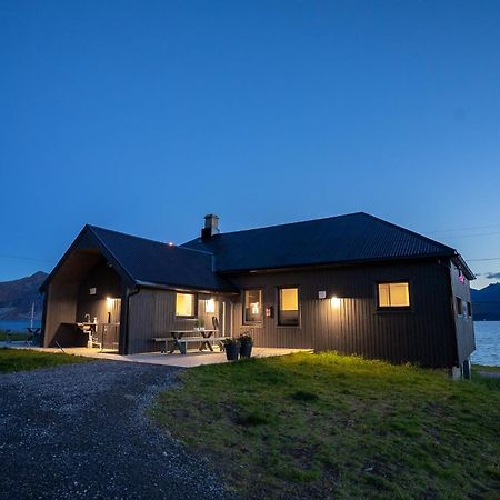 Bedehuset Basecamp Senja Hotel Skaland ภายนอก รูปภาพ