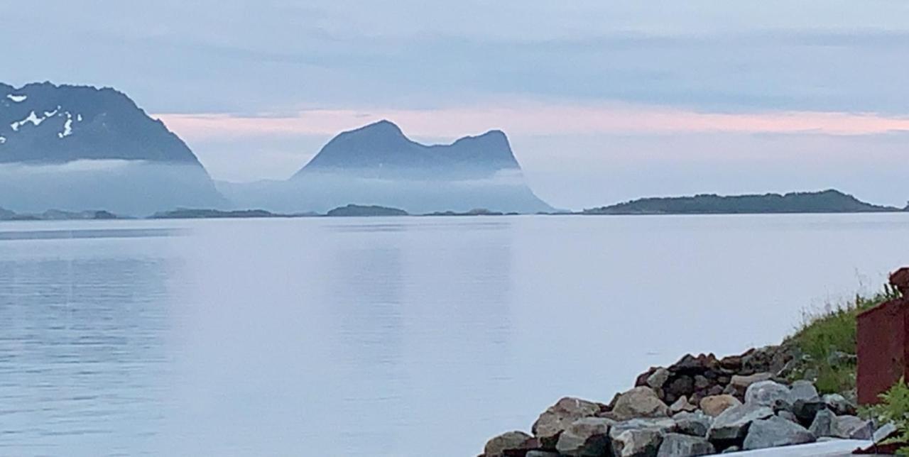 Bedehuset Basecamp Senja Hotel Skaland ภายนอก รูปภาพ